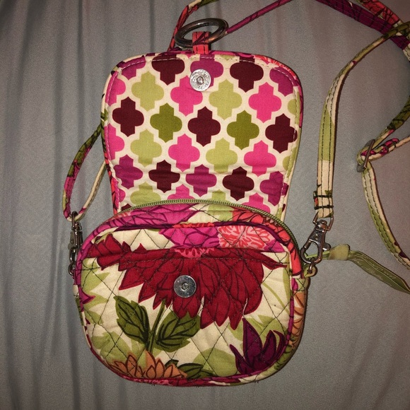 Vera Bradley Crossbody - Picture 2 of 6